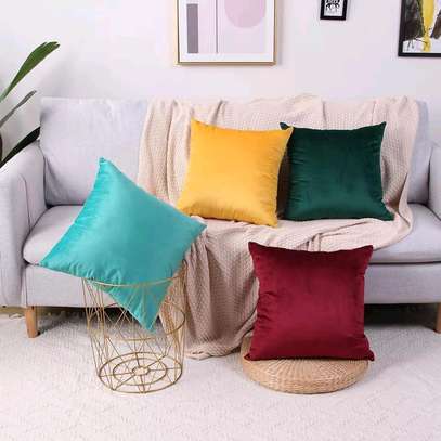 COLORFUL THROW PILLOWS image 9