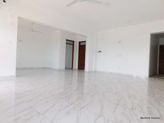 4 Bed Apartment with En Suite in Mombasa CBD image 9