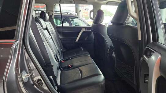 Toyota land Cruiser Prado TX-L Diesel 2019 image 4