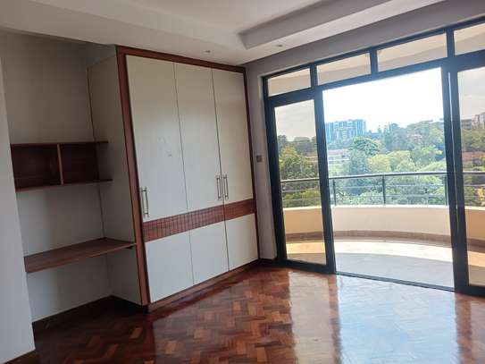 4 Bed Apartment with En Suite at Riverside image 10