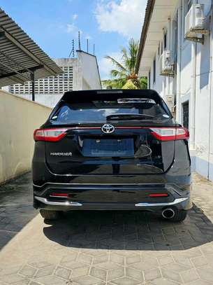 Toyota Harrier premium grade black sunroof 2018 image 12