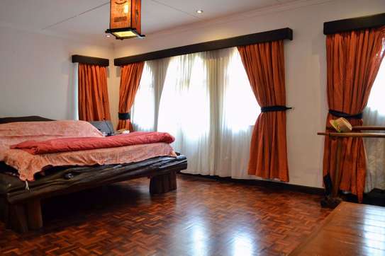 5 Bed Townhouse with En Suite in Westlands Area image 10