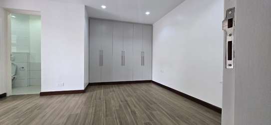3 Bed Apartment with En Suite in Runda image 17