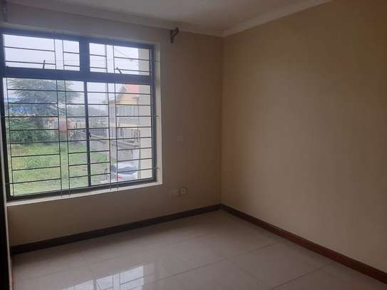 Serviced 2 Bed Apartment with Parking at Trans View Avenue image 14