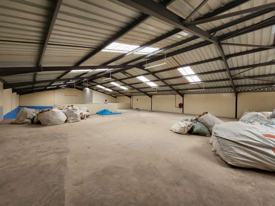 12000 ft² warehouse for rent in Juja image 2