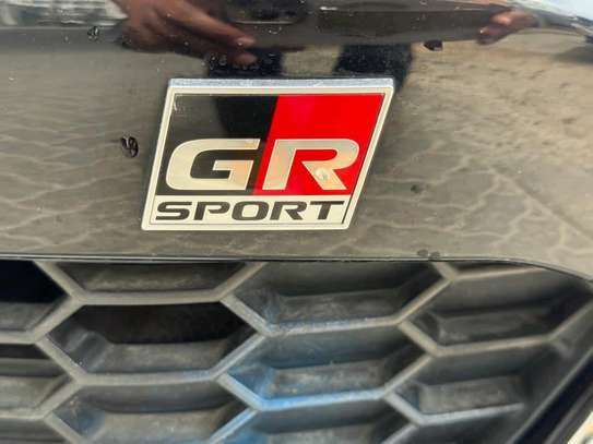 Toyota Harrier GR 2018 Sport image 4