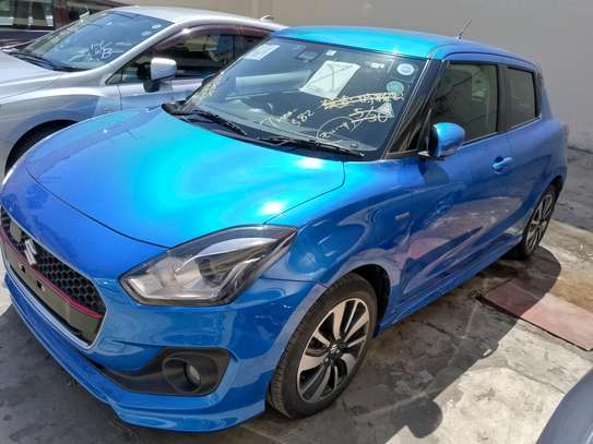 Suzuki  swift RS hybrid image 5