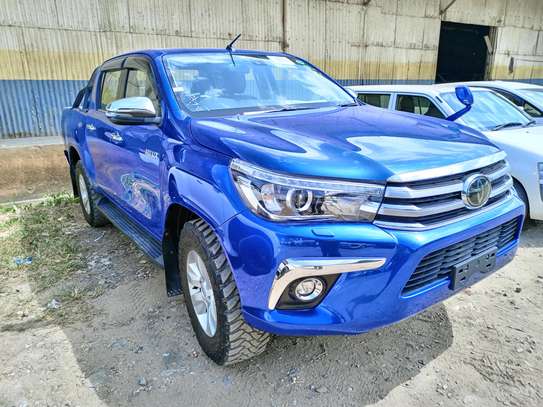 Toyota Hilux double cabin 2018🔵 image 10