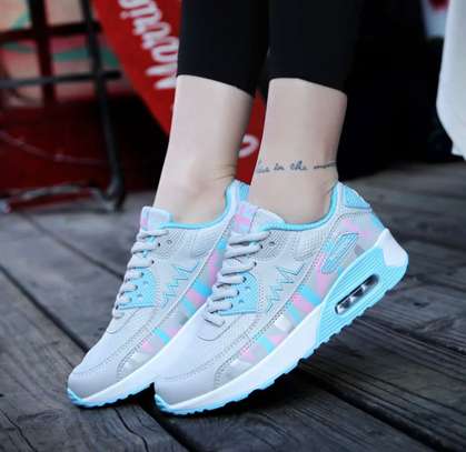 Ladies fashion sneakers collection image 4