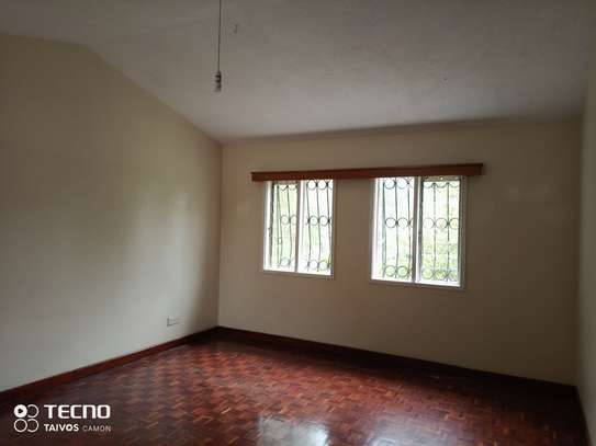 4 Bed House with En Suite at Baringo Dr image 37
