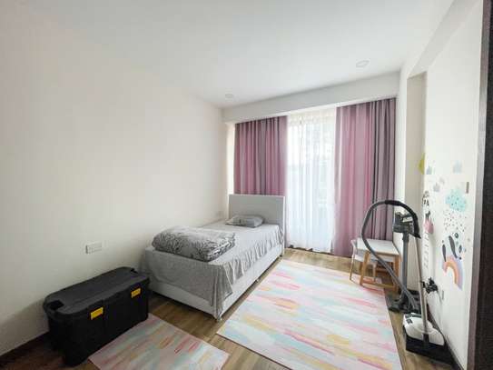 Serviced 2 Bed Apartment with En Suite in Spring Valley image 17