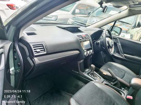 Subaru Forester non turbo green 2016 image 4