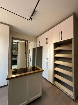 5 Bed House with En Suite at Convent Drive image 6