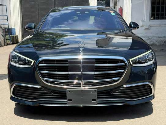 Mercedes Benz S class 500 image 4
