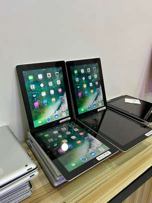 IPADS AND TABLETS ON OFFER image 5