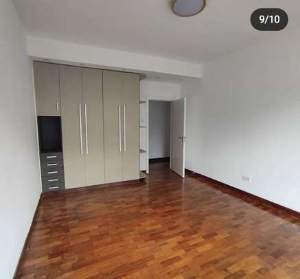 3 Bed Apartment with En Suite in Kileleshwa image 20