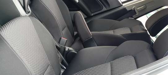 Suzuki Swift RS Silver 2018 image 10