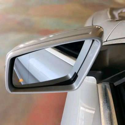 2015 Mercedes Benz CLA180 panoramic sunroof image 4