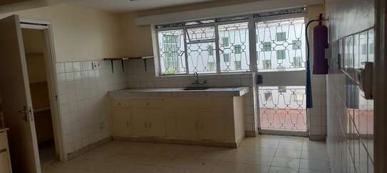 0.75 ac Office with Service Charge Included in Lavington image 13