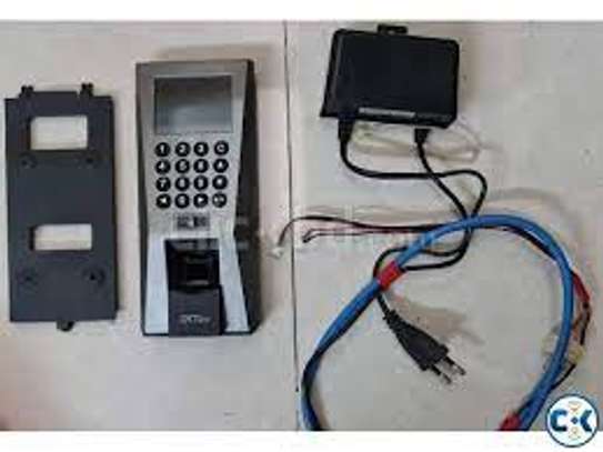 ZKTeco F18 Access Control Time Attendance Access Control image 1