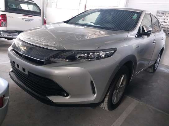 Toyota harrier image 1