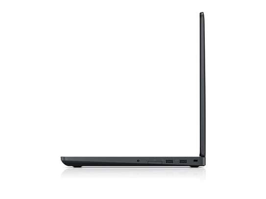 Dell laptop With 2GB Graphics Card image 2