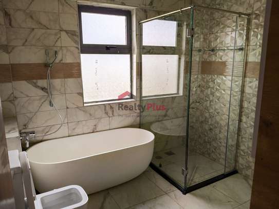 4 Bed Apartment with En Suite in Kilimani image 7