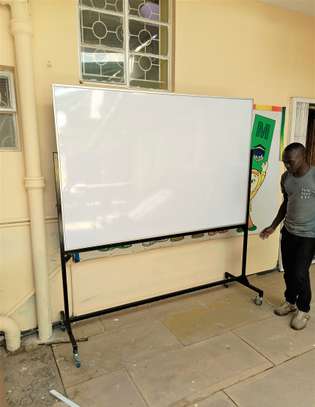 Whiteboards and noticeboards. image 2