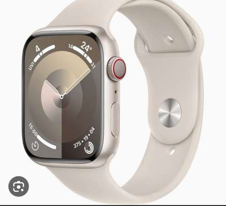 Apple Watch series 9 45Mm Brand new image 1