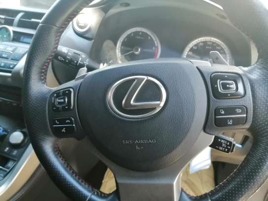 Lexus NX200T 2014 image 14