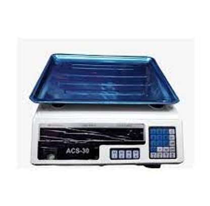 Digital weighing scale image 3
