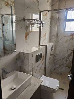 1 Bed Apartment with En Suite at Brookside image 3