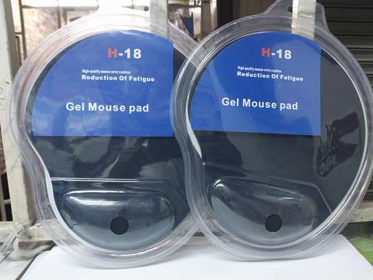 H-18 Gel Wrist Support Mouse Pad image 3