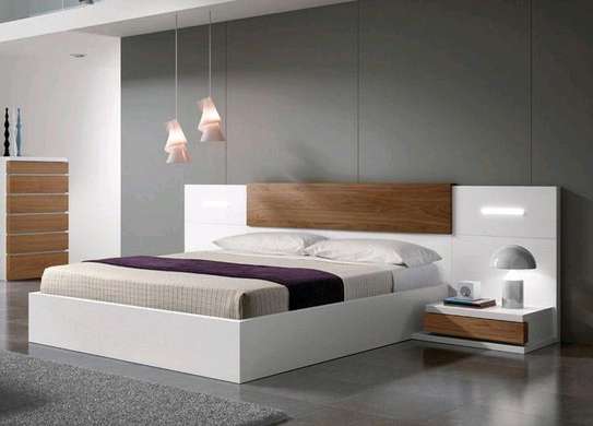 Quality modern beds image 1