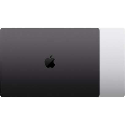 MacBook Pro M3 Max, Space Black, 4TB/64GB image 2