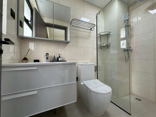 2 Bed Apartment with En Suite at Westlands image 7
