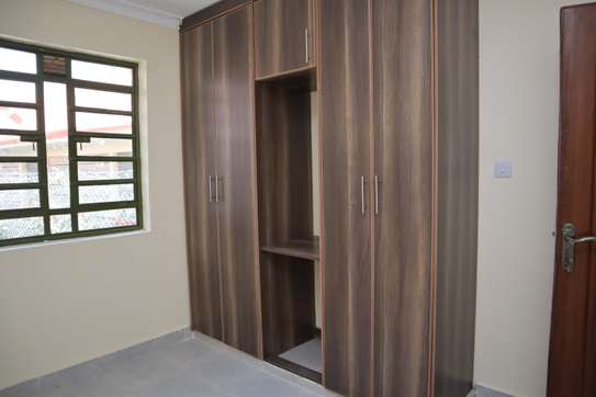 3 Bed House with En Suite in Kitengela image 8