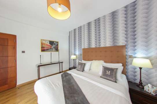 1 Bed Apartment with En Suite in Lavington image 13
