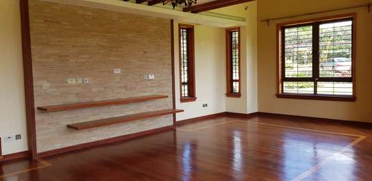 5 Bed House with En Suite at Runda Road image 30