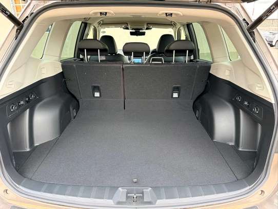 2022 Subaru Forester image 10