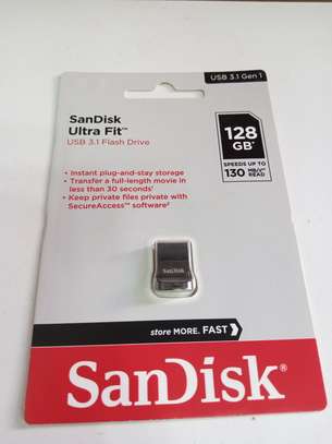 Sandisk Ultra Fit USB 3.1 Flash Drive - 128GB - Black image 2