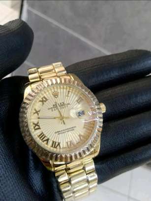 Rolex yellow gold ladies date adjust President dial image 2