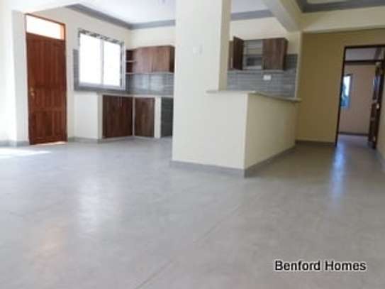 2 Bed Apartment with En Suite at Nyali image 8