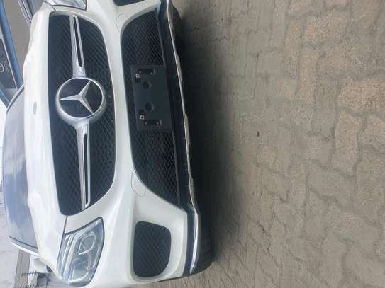 Mercedes-Benz GLE-350D image 5