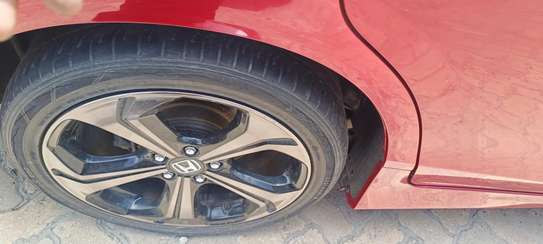 Honda Jade Hybrid Redwine 2018 image 7