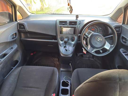 Toyota Ractis 2012 image 5