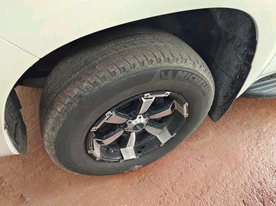 Toyota land cruiser prado Diesel TX 2018 image 12