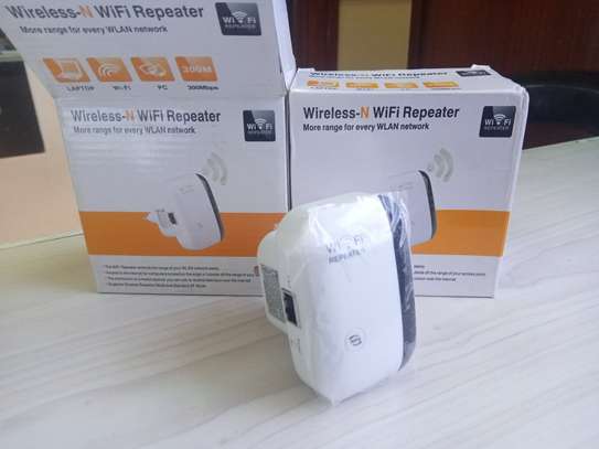 300Mbps Wireless-N Wifi Repeater 2.4G AP Router Signal Boos image 2