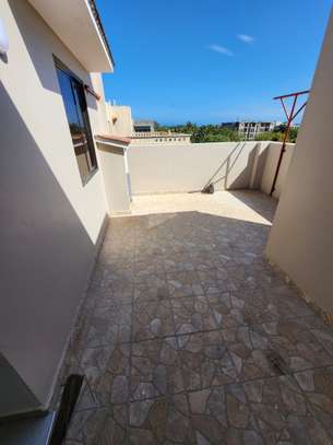 5 Bed Apartment with En Suite at Off Moyne Drive Nyali Beach image 26