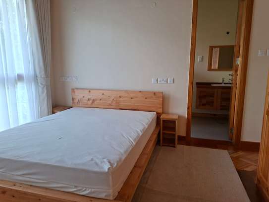 2 Bed Townhouse with En Suite at Kyuna Crescent image 8